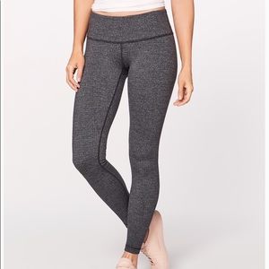 Lululemon full length wunder under leggings